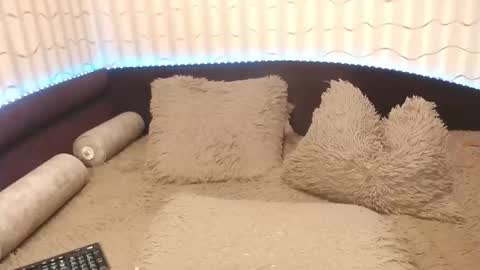 Snapshot of lipsaddiction chatting on 11/21/25, 03:44 LIpsAddiction online show from 11/21/25, 03:44