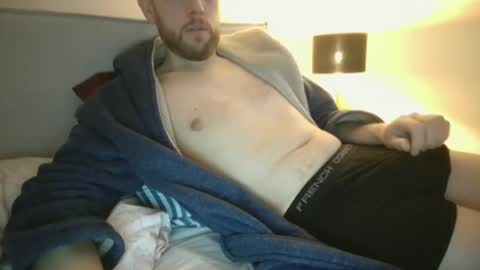 Snapshot of liquid79 chatting on 11/29/25, 09:34 liquid79 online show from 11/29/25, 09:34