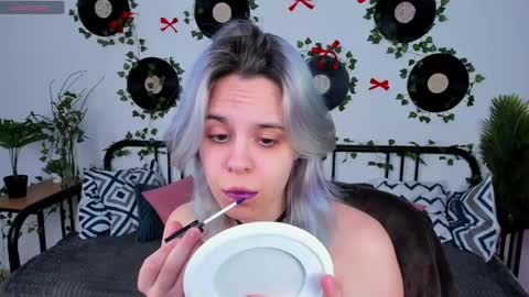 hello Ill be waiting for you during these hours tue 10am-5pm wed 3am-5pm thu 3am-5pm fri 3am-10am sat 10am-5pm sun 3am-1GMT online show from 04/13/26, 03:12