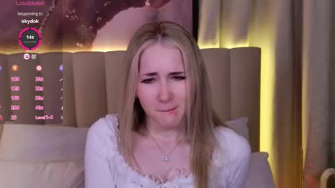 lirakink online show from 11/17/25, 04:29