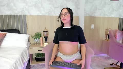 Snapshot of liriasweetie chatting on 05/02/26, 03:44 liria online show from 05/02/26, 03:44