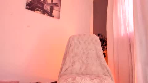 liry online show from 11/30/25, 09:30