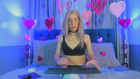 Lis  online show from 02/04/26, 03:45