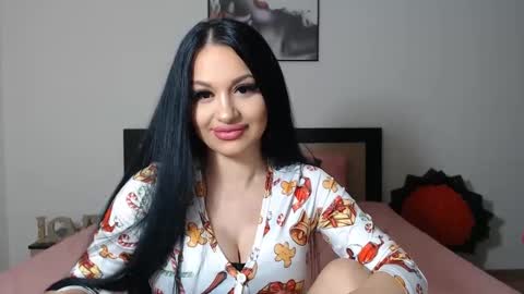 Snapshot of lisa104739 chatting on 12/01/24, 09:15 Lisa online show from 12/01/24, 09:15