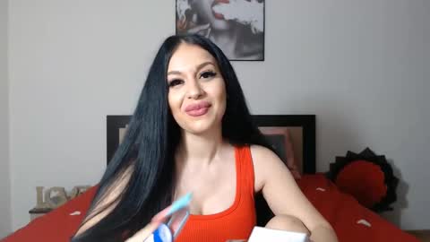 Snapshot of lisa104739 chatting on 12/07/24, 12:19 Lisa online show from 12/07/24, 12:19