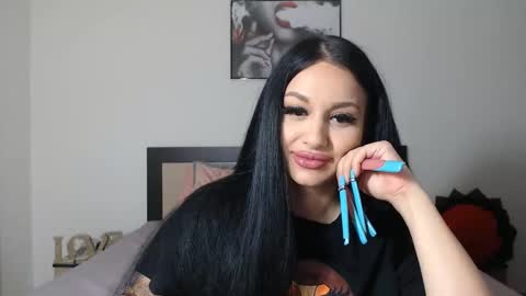 Snapshot of lisa104739 chatting on 12/12/24, 09:15 Lisa online show from 12/12/24, 09:15