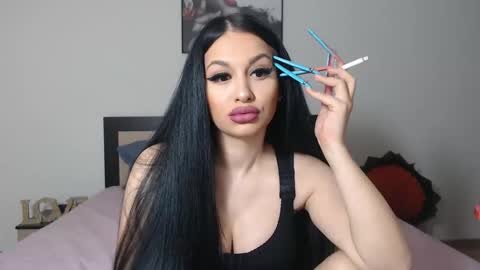 Snapshot of lisa104739 chatting on 12/17/24, 09:05 Lisa online show from 12/17/24, 09:05