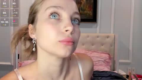 Snapshot of lisa_babymetal chatting on 12/03/25, 04:31 Lisa online show from 12/03/25, 04:31