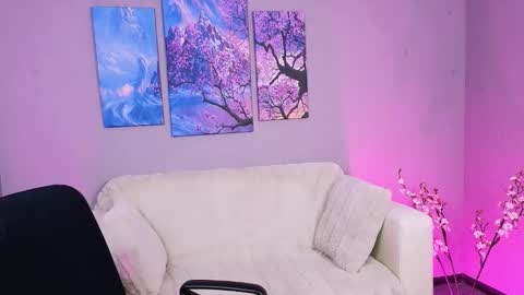 Snapshot of lisa_dark_ chatting on 11/10/25, 10:36 Lisa online show from 11/10/25, 10:36