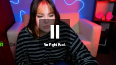 Snapshot of lisa_dark_ chatting on 11/18/25, 10:25 Lisa online show from 11/18/25, 10:25