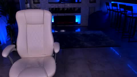 lisa_elfy online show from 01/27/25, 04:43