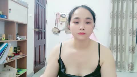 Snapshot of lisa_hanw chatting on 05/16/26, 03:58 lisa_hanw online show from 05/16/26, 03:58