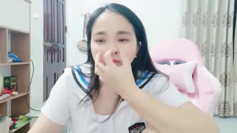 Snapshot of lisa_hanw chatting on 05/16/26, 03:00 lisa_hanw online show from 05/16/26, 03:00
