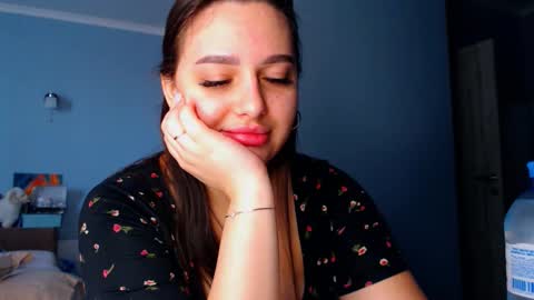 Snapshot of lisa_lady_golden chatting on 10/18/25, 09:43 lisa_lady_golden online show from 10/18/25, 09:43