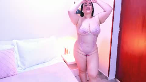 lisa laurent online show from 06/21/26, 04:31