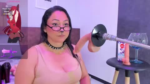 Lisa online show from 11/13/25, 02:32