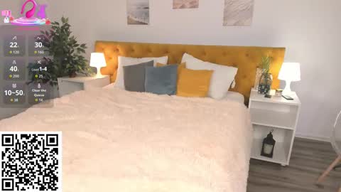 Lisa online show from 09/15/25, 12:05