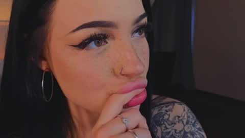 lisaaaliss online show from 05/06/26, 10:31