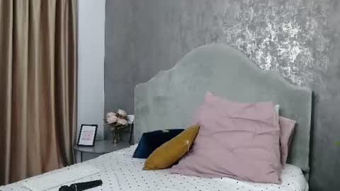 lisacroft online show from 06/14/26, 05:53