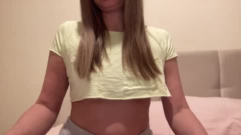 Lisa online show from 02/13/25, 04:28