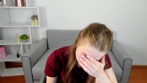 Lisa online show from 03/04/26, 08:09