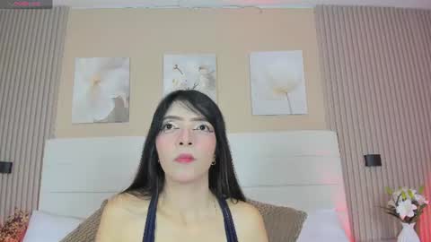 Snapshot of lisalain chatting on 06/24/26, 11:53 lisa online show from 06/24/26, 11:53