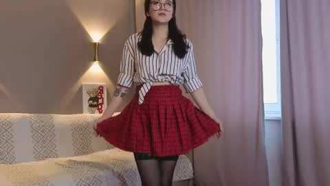 Kira online show from 04/03/26, 06:11