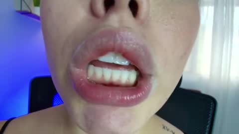 Lisbet online show from 02/19/25, 10:31