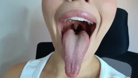 Lisbet online show from 10/07/25, 06:38