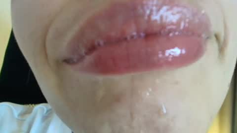 Snapshot of lisbet_21x chatting on 05/27/26, 02:19 Lisbet online show from 05/27/26, 02:19