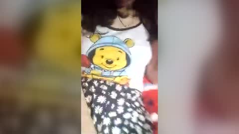 Snapshot of lisbeth_99 chatting on 06/15/26, 03:42 Lis online show from 06/15/26, 03:42