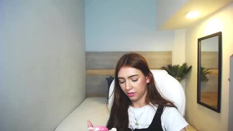 Liseth Fox online show from 01/17/25, 07:49