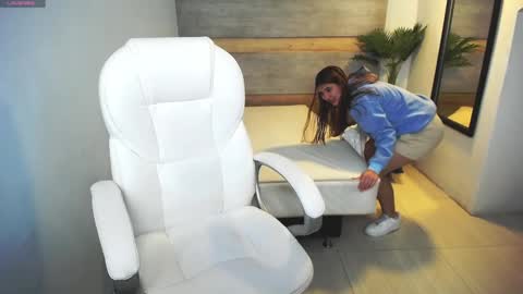 Liseth Fox online show from 02/08/25, 12:17