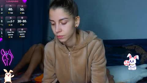 Snapshot of lisi4ka_basik33 chatting on 02/23/26, 08:28 Kris Maks online show from 02/23/26, 08:28