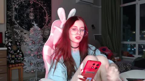 Snapshot of lisiasweet chatting on 12/21/24, 05:18 Lika online show from 12/21/24, 05:18