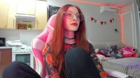 Snapshot of lisiasweet chatting on 01/22/25, 07:13 Lika online show from 01/22/25, 07:13