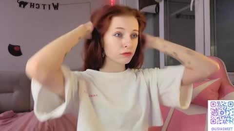 Snapshot of lisiasweet chatting on 11/06/25, 11:22 Lika online show from 11/06/25, 11:22