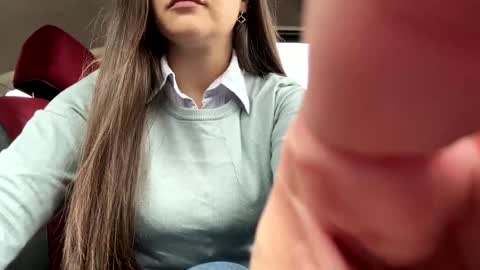 Lissa online show from 12/04/25, 11:41