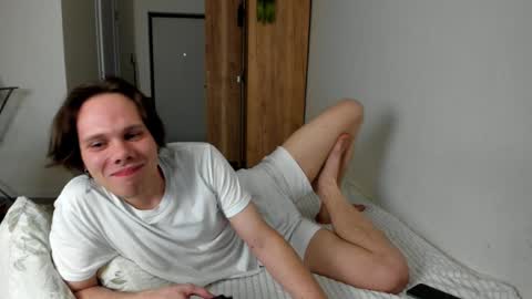 Snapshot of lissa_alfie chatting on 12/03/24, 02:16 Alfie online show from 12/03/24, 02:16