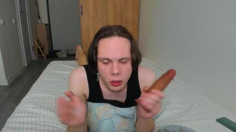 Snapshot of lissa_alfie chatting on 12/24/24, 03:38 Alfie online show from 12/24/24, 03:38