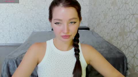 lissa_cristal_ online show from 08/04/26, 10:18