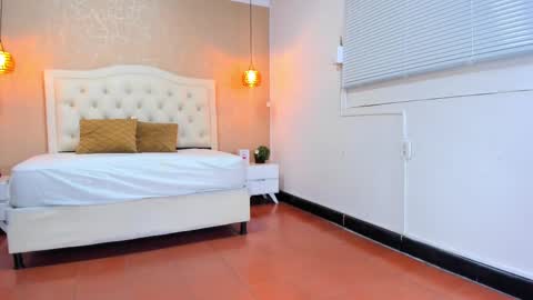 L I S S A  online show from 02/13/25, 04:43