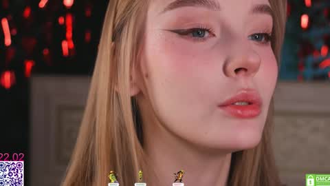 Snapshot of lissa_meooow chatting on 02/22/26, 08:13 your Liza again. Next stream Dec. 1 at 2 or 3 GMT online show from 02/22/26, 08:13