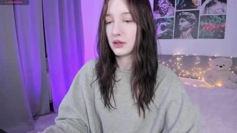 Snapshot of lissameoww chatting on 10/12/25, 01:37 lissameoww online show from 10/12/25, 01:37