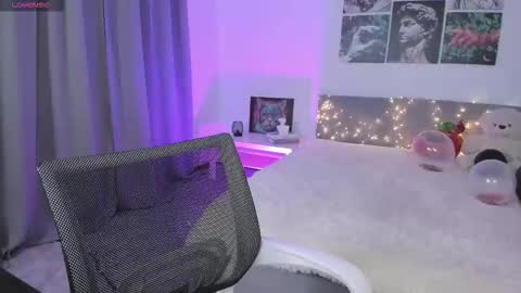 Snapshot of lissameoww chatting on 10/30/25, 01:51 lissameoww online show from 10/30/25, 01:51