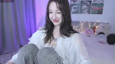 Snapshot of lissameoww chatting on 11/02/25, 04:37 lissameoww online show from 11/02/25, 04:37