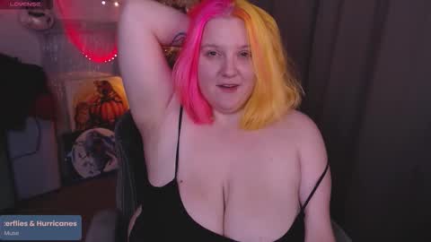 Snapshot of lissamuff chatting on 11/09/25, 01:31 Lissa online show from 11/09/25, 01:31