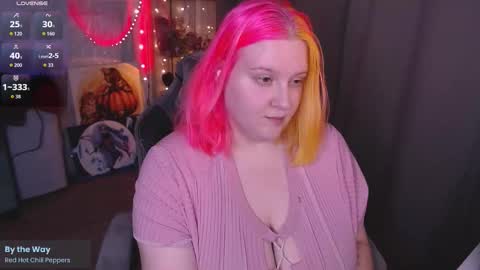 Snapshot of lissamuff chatting on 11/10/25, 03:11 Lissa online show from 11/10/25, 03:11