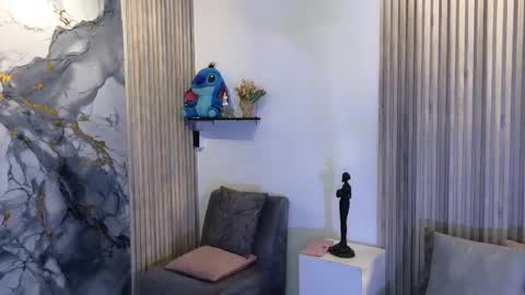 Snapshot of lissawild_ chatting on 09/23/25, 08:12 ss online show from 09/23/25, 08:12