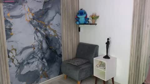 Snapshot of lissawild_ chatting on 11/10/25, 08:41 ss online show from 11/10/25, 08:41